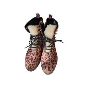 Crown & Ivy Women's Boots Leopard Print Size 7.5 M